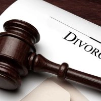 DIVORCE ET INDEMNIT&Eacute;S DE LICENCIEMENT